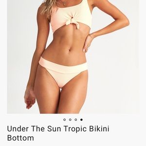 Billabong Women's Under The Sun Banded Tropic